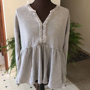 Easel Los Angeles top